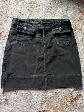 Patagonia Organic Cotton Corduroy Charcoal Gray Mini Skirt Minimalist | Size 4